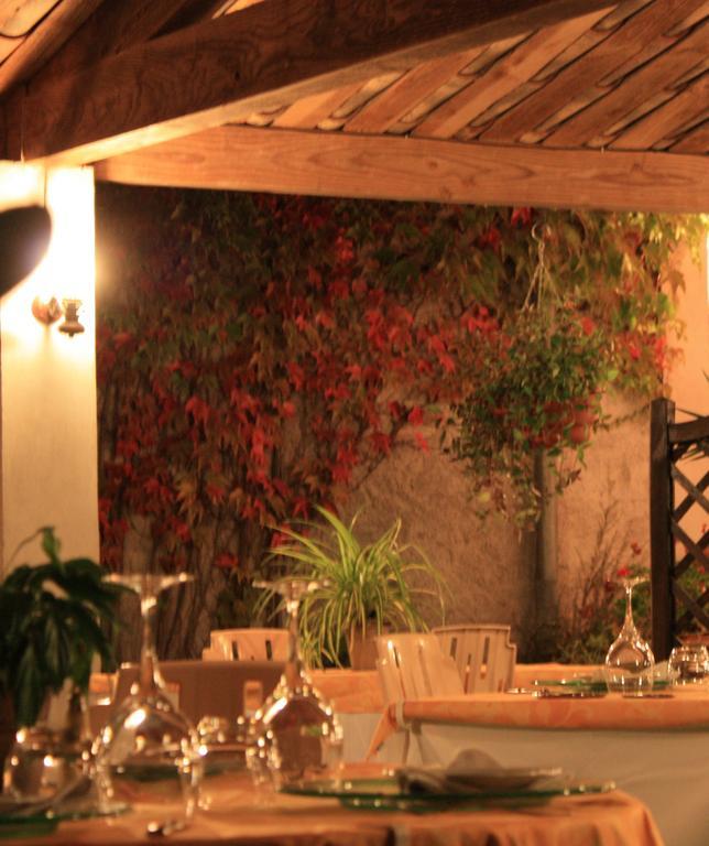 Logis Hotel Restaurant Les Norias Cazilhac  Ngoại thất bức ảnh